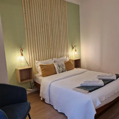 Bea's 3* טאווירה