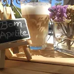 Bea's Bed & Breakfast 3*